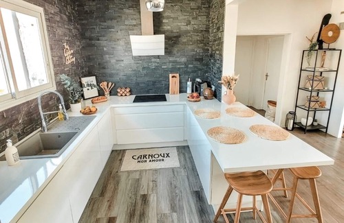 Carnoux-en-Provence Casa | Air-conditioned house near Cassis
