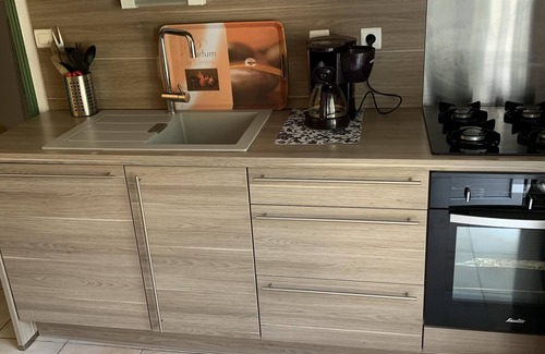 Beaumes-de-Venise Apartamento | apartamento con aire acondicionado al pie de los cordones de Montmirail, acceso a la piscina