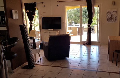 Ensues-la-Redonne Villa | Villa con aire acondicionado en la Costa Azul con gran piscina.
