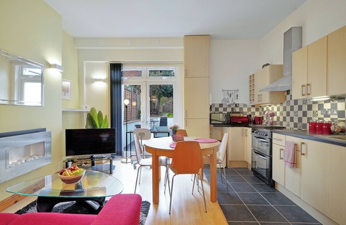 Mapesbury Apartamento | Air-conditioned London garden apartment