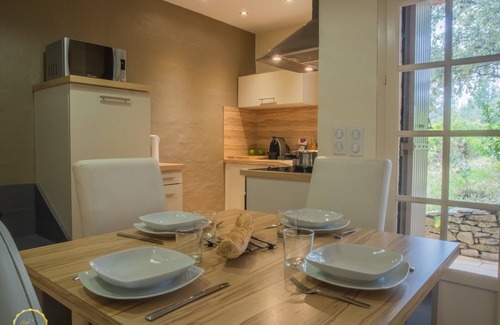 Paradou Casa | Air-conditioned Mazet Romarin - private terrace- shared swimming pool- Vallée des Baux