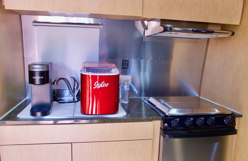 Coulee City Casa | Air Stream at Blue Lake in Central Washington