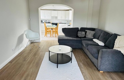 Coleraine Casa | Airbnb and Holidays Home