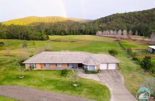 Wyong Creek Casa | Aircabin - Wyong Creek - Cozy Country Home