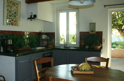Evenos Casa | MAS PROVENZAL CON PISCINA, NATURALEZA COMPLETA CERCA DE BANDOL LE CASTELLET SANARY