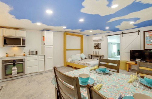 New Waverly Apartamento | Aircraft Tours! Fly-In Hangar Apt in New Waverly