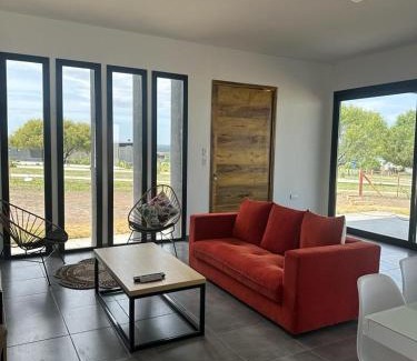 Alta Gracia Casa | AIRES DEL LAGO 3, Los Molinos