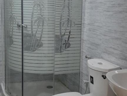Andiambalama Villa | Airport A4 Transit Villa - Free Airport Shuttle 24/7