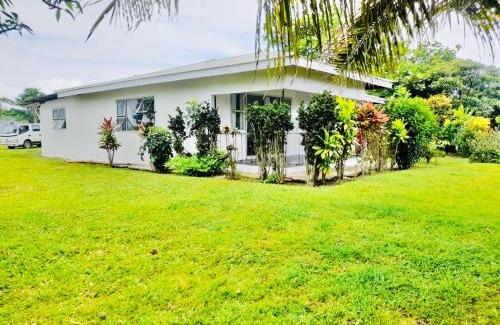 Fua'amotu Casa | Airport Cottage - Private Twin Room