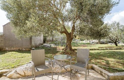 Cilipi Casa | Airport Garden Room
