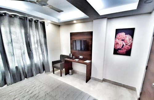 South West Casa | Airport Hotel Delhi Aerocity, 10 Mins Yashobhoomi