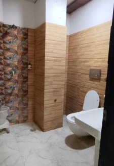 Khattalwada Hotel | Airport Hotel The Castel Inn New Delhi