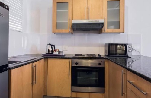 Isando Hotel | Airport Inn and Suites