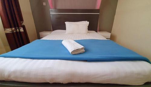 Entebbe Hotel | Airport Shoebill Hotel