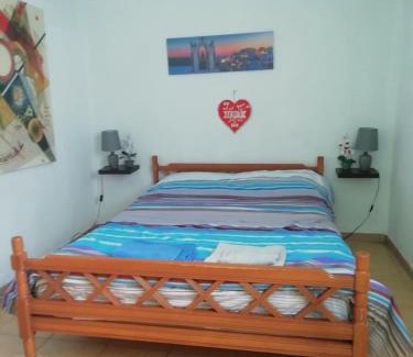 Spata-Artemida Apartamento | Airport View House
