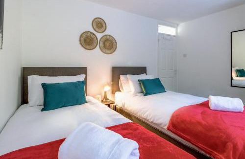 Luton Apartamento | Airport Way - Cosy 2 Bed Apartment near the M1