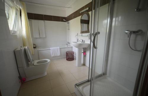 Greenhill Hotel | Airside Hotel