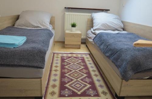 Cholerzyn Apartamento | AirSpot Balice