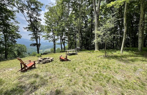 Davis Casa | Airstream- 6 acre site with incredible views