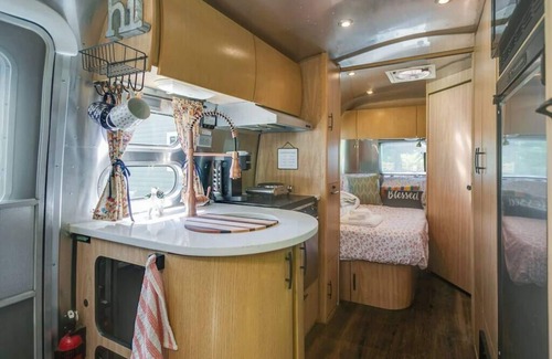 Franklin Casa | Airstream Camping Getaway in Liepers Fork