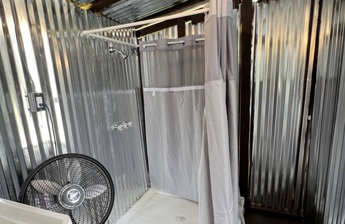Bastrop Casa | Airstream Vibes on 90 acres