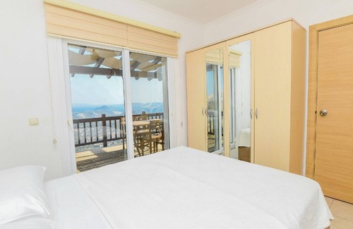 Mentese Apartamento | Airy 2BR Villa W/ Pool, Bodrum Apartment 1004