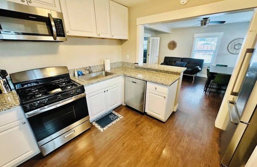 Northeast Reno Casa | Airy Bright Getaway,Sleeps 12
