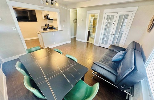 Northeast Reno Casa | Airy Bright Getaway,Sleeps 12