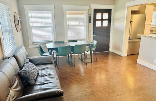 Northeast Reno Casa | Airy Bright Getaway,Sleeps 12