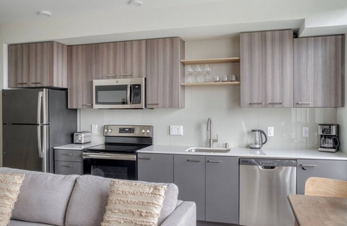 Yesler Terrace Apartamento | Airy First Hill studio w/ Gym & BBQ, nr park, by Blueground