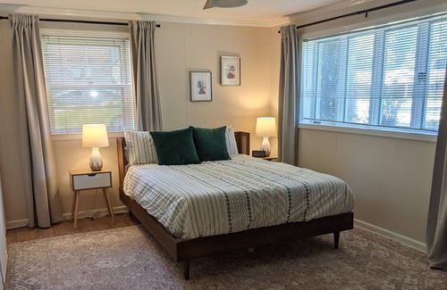 McMurray Casa | Airy Guest Suite in quiet neighborhood