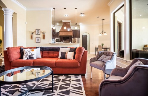 Shenandoah Casa | Espacioso Lujo Para 11 personas Con Piscina, Sala de Juegos y Mesa de Billar