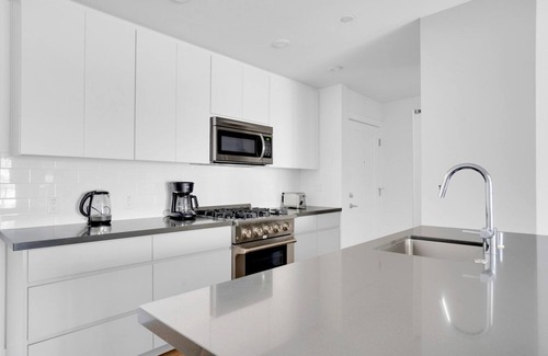 Sharon Heights Apartamento | Airy Menlo Park 1BR w/ Pool, W/D, Gym, near 82, 101 & 280, by Blueground