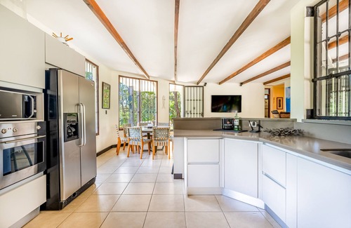 Coco Casa | Airy oasis with a grand outdoor space, private pool, & shared tennis court