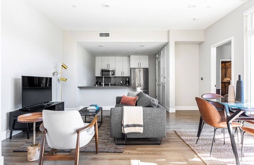 San Carlos Apartamento | Airy San Carlos 2BR w/ Rooftop Lounge, near Silicon Valley, by Blueground