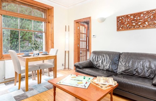 Askew Apartamento | Airy Shepherds Bush Apartment - AJR