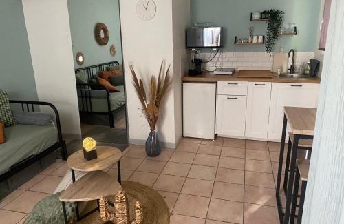 Aix-en-Provence Apartamento | Aix-en-Provence, Charmant studio proche toutes comodités et axes routiers, linges fournis