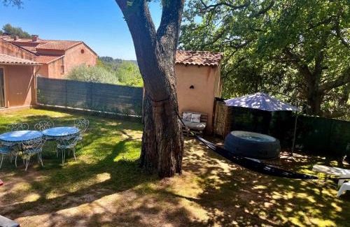 Est Apartamento | Aix-en-Provence, Maison provençale au calme de la campagne avec Jacuzzi