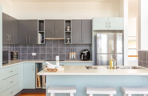 Blueys Beach Casa | Aiyana.. coastal indulgence at Blueys Beach!