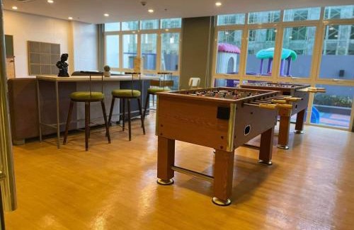 Bacolod Apartamento | Aiza Suites One Regis-The Perfect Location