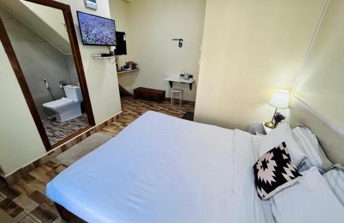 Aizawl Cama Y Desayuno | Aizawl Hotel