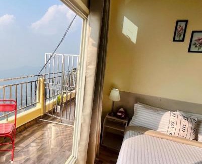 Aizawl Cama Y Desayuno | Aizawl Hotel