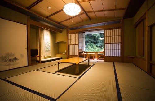 Aizuwakamatsu Casa | Aizu Higashiyama Onsen, Tsuki no Akari
