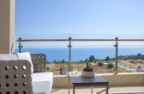 Kassandra Complejo | Ajul Luxury Hotel & Spa Resort, a Registry Collection Hotel