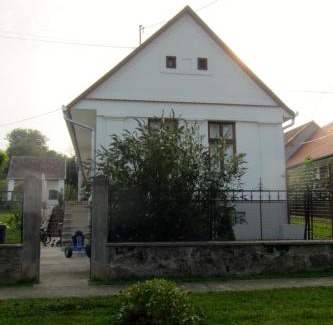 Feked Casa | Akác Ház