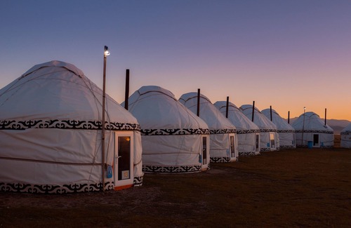 Naryn Region Alquiler De RV | Ak-Sai Travel Yurt Camp
