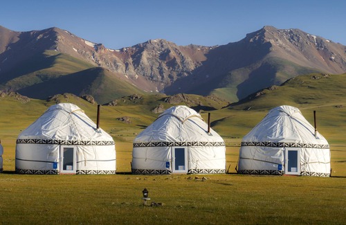 Naryn Region Alquiler De RV | Ak-Sai Travel Yurt Camp