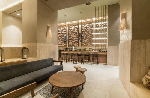 Hersonissos Centre Complejo | AKASHA Beach Hotel & Spa