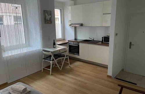 Hernals Apartamento | AKH - UNI 10min - Zentrum 10 min
