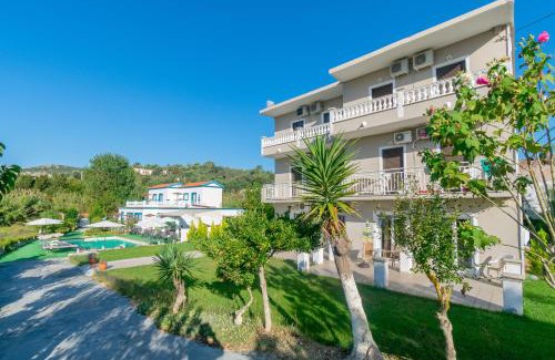 Agios Georgios Pagon Apartamento | Akis Villa Studios & Apartment with Pool by Hotelius